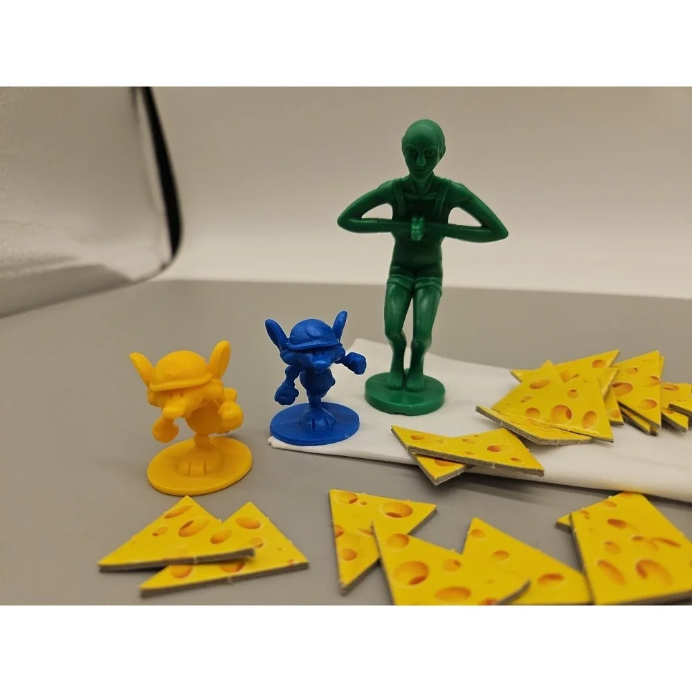 Mouse Trap Board Game Replacement Parts Mice Balls Diver Cheese Lot Of‎ 59